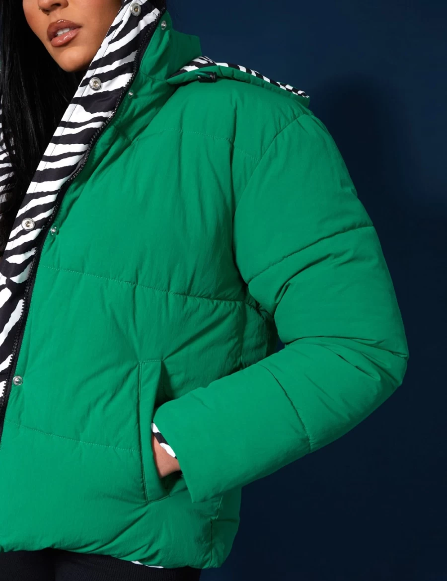 Public Desire Women's Reversible Quilted Puffer Jacket - Green & Zebra Print